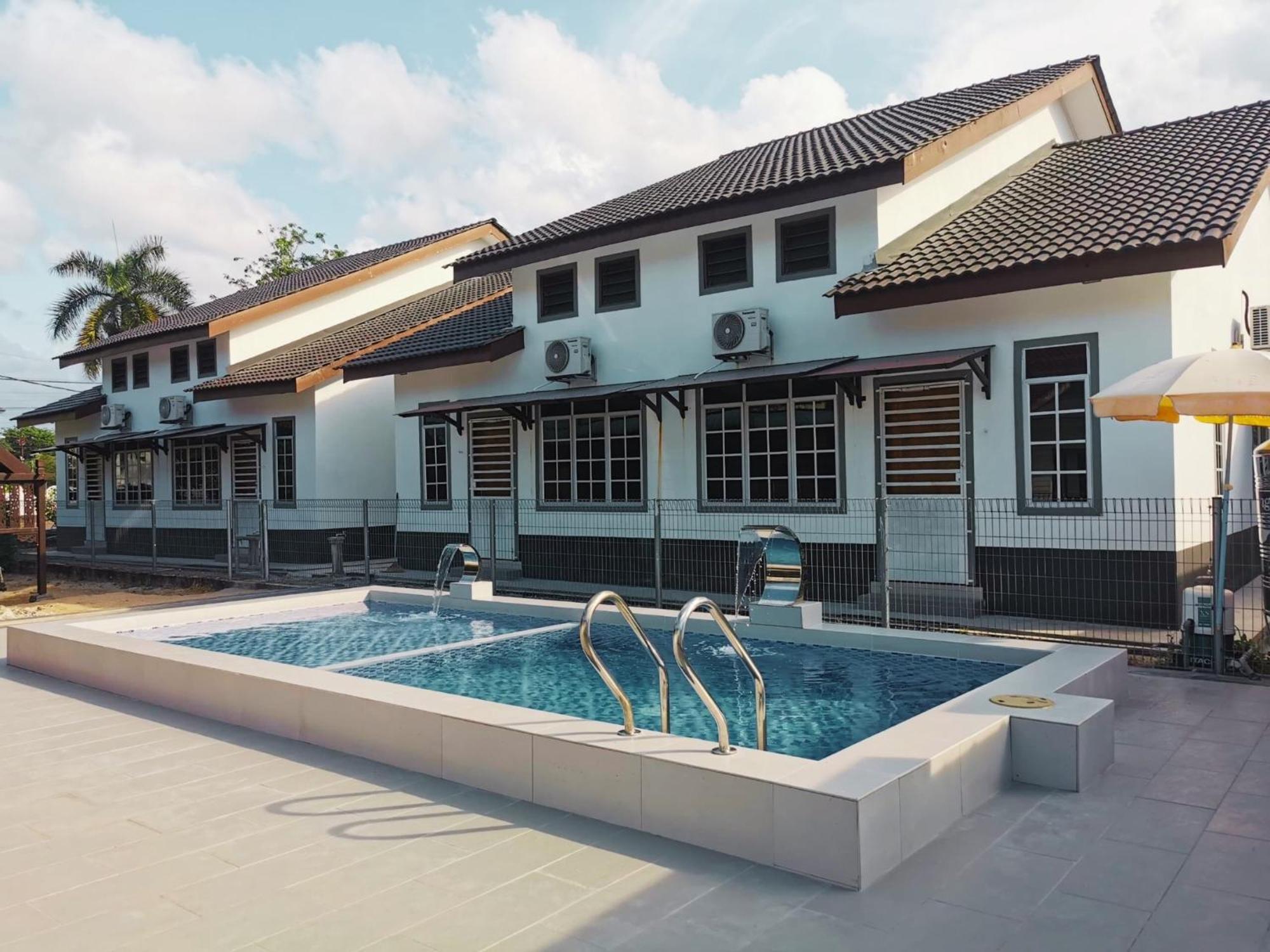Nazza Homestay Besut With Pool Near Jetty To Perhentian Kampung Raja Exteriér fotografie
